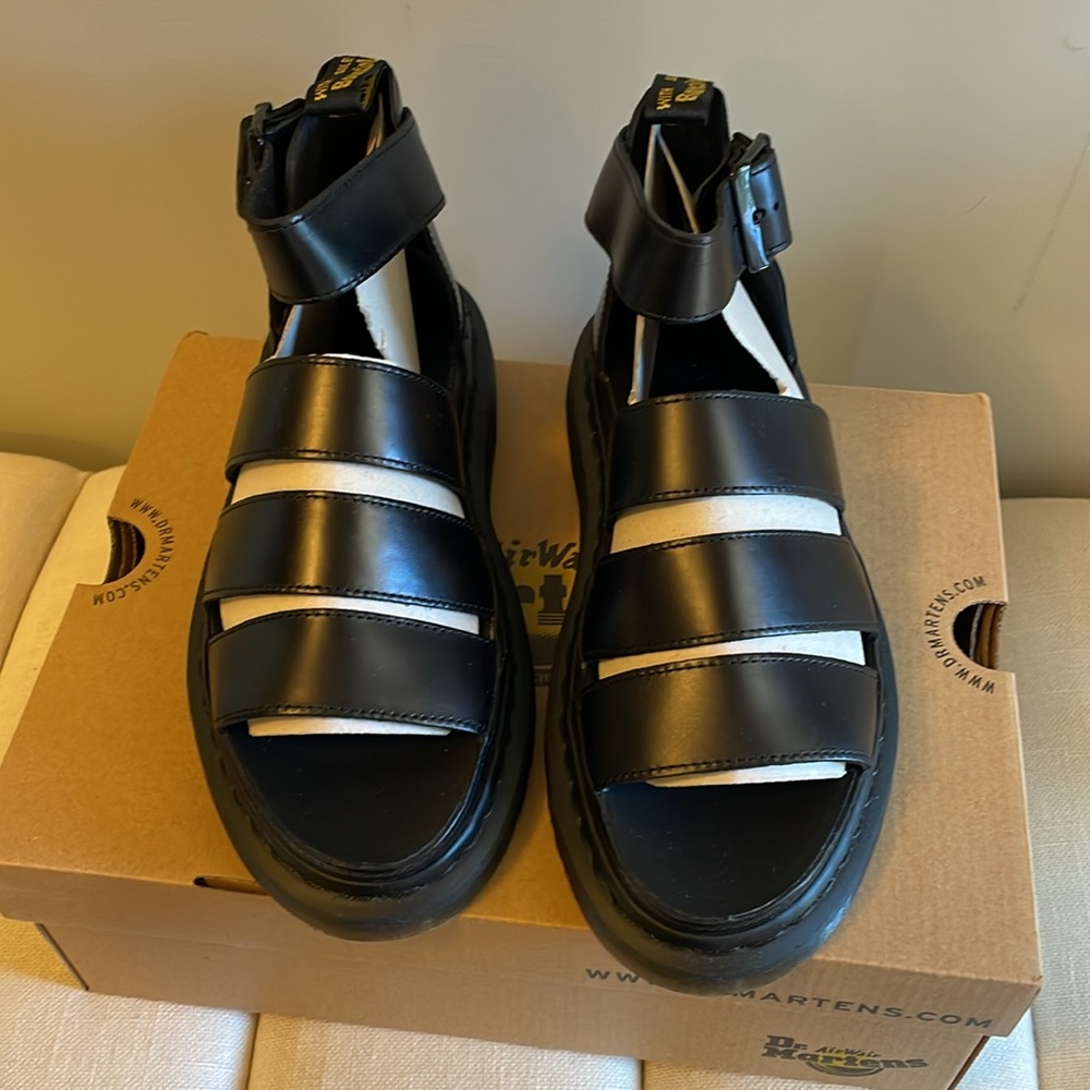 Women’s, Dr. Martens Airway Clarissa II, Black Sandal, Size 8, Brand NEW!